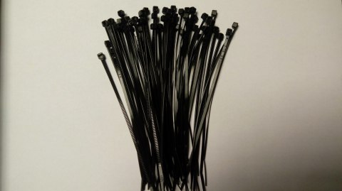 Taśma kablowa 4,8x500 CZARNA Taśma kablowa 4,8x500 CZARNA