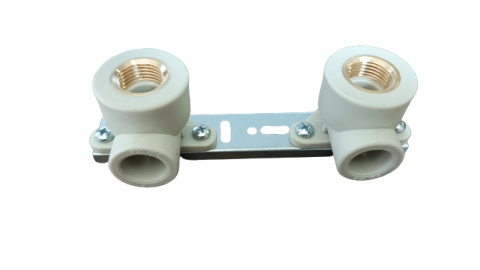 Listwa podtynkowa z kolankami 20x1/2GW Listwa podtynkowa z kolankami 20x1/2GW